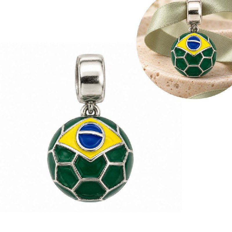 CHARM DE PLATA 9.25 CON DISEÑO DE PELOTA DE FUTBOL BRASIL MEDIDA: 2CM PESO: 3.5G