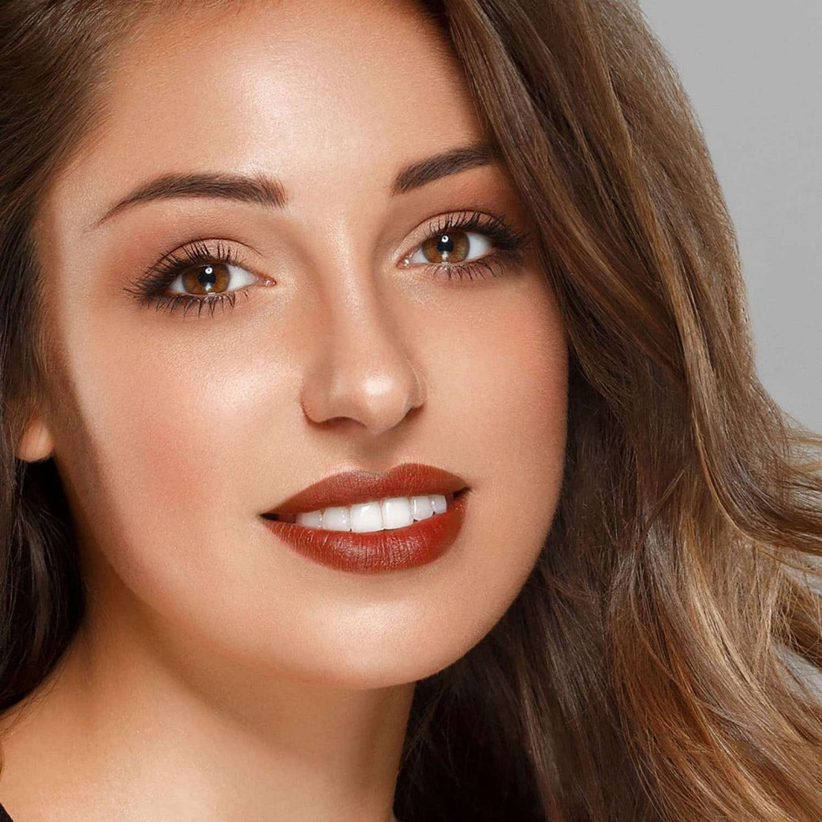 LIPSTICK VOLUMINIZADOR E HIDRATANTE TONO GLC758 FIGALICIOUS PEACH PRETTY & PLUMP L.A. GIRL 3.2G