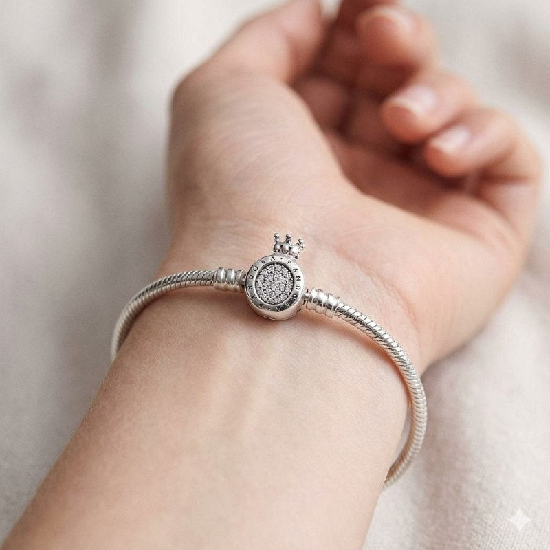 PULSERA PANDORA CON CORONA PANDORA DE PLATA 9.25 PESO: 13.6G