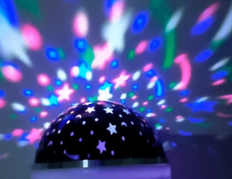 BOMBILLA LED PROYECTORA DE LUNA Y ESTRELLAS RANGO DE 10M