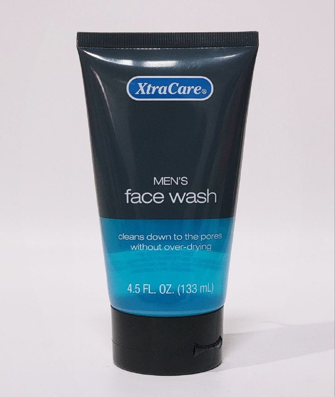 LIMPIADOR FACIAL EXFOLIANTE PARA HOMBRES, LIMPIA PROFUNDAMENTE HASTA LOS POROS SIN RESECAR LA PIEL, ELIMINA GRASA Y SUCIEDAD XTRACARE 133ML