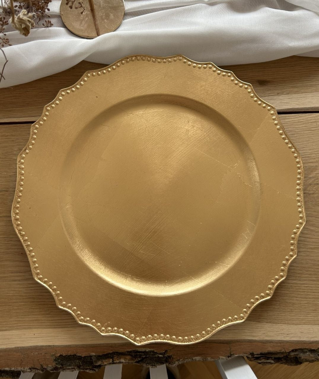 PLATO DE CARGA DECORATIVO DORADO DECORE 33CM