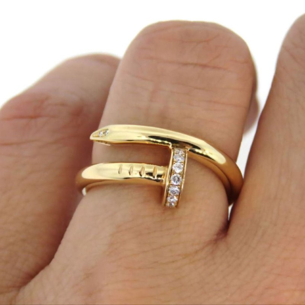 ANILLO DE ENCHAPE CON FORMA DE CLAVO ESTILO CARTIER