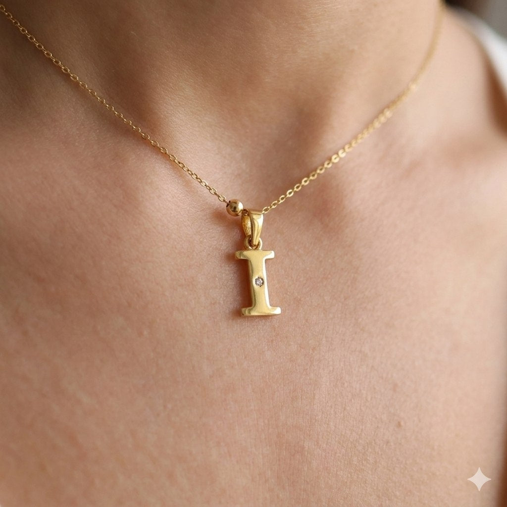 DIJE DE ORO 10K CON LETRA I 1CM PESO: 0.6G