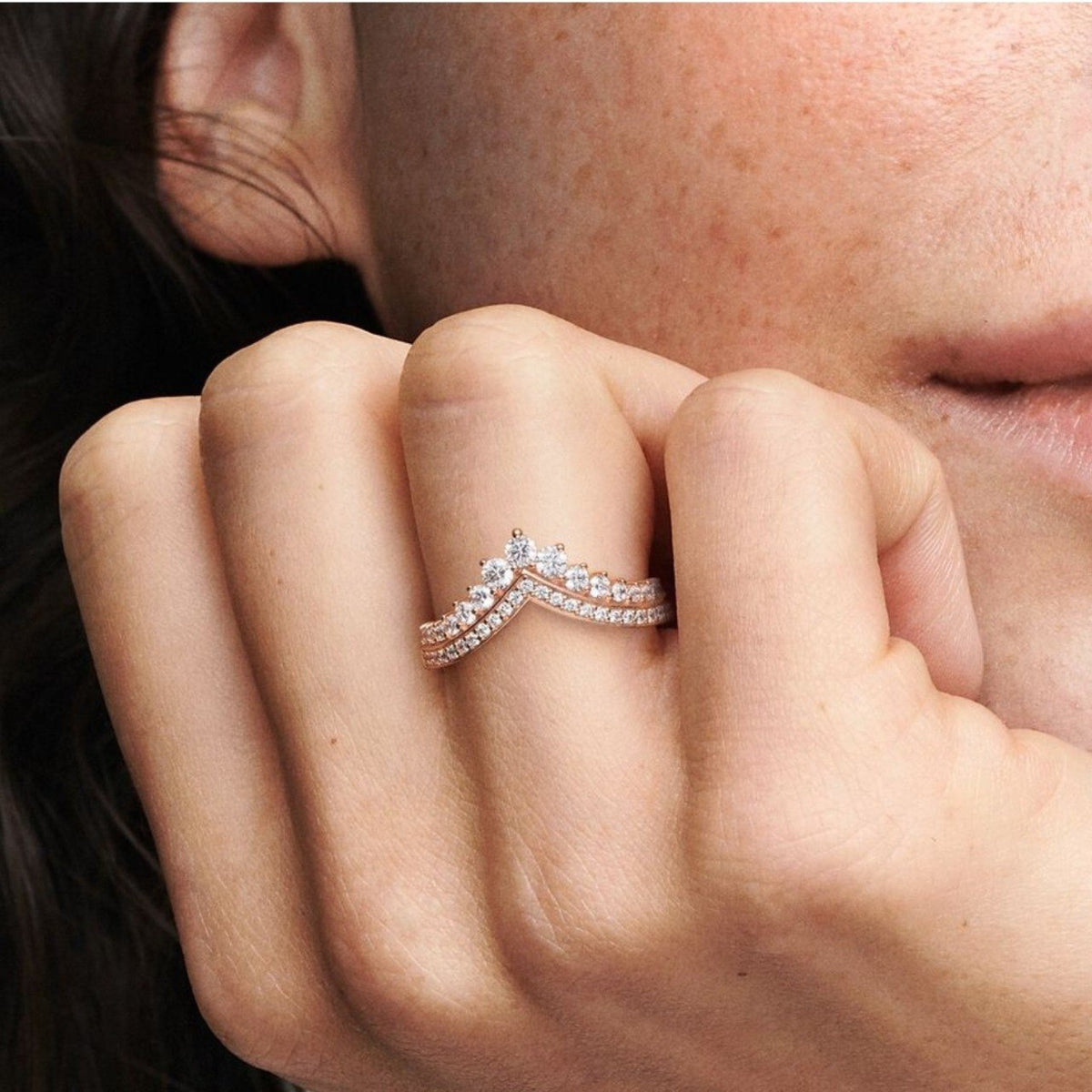 ANILLO PANDORA DE PLATA 9.25 FORMA DE TIARA COLOR ROSE GOLD PESO: 2.0G