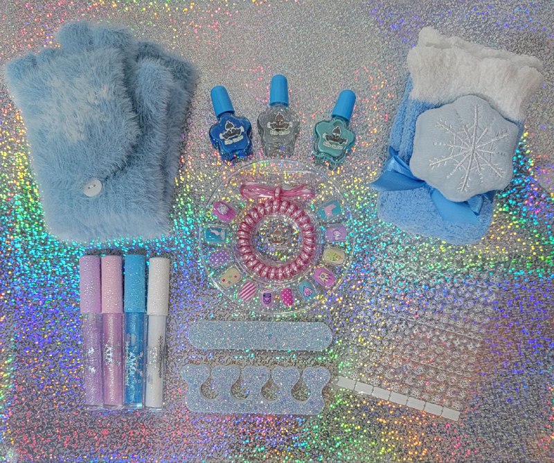 JUGUETE KIT DE UÑAS PARA NIÑA ESMALTES,LIP GLOSS, STICKERS, COLA, UÑAS, LIMA, SEPARADOR, GUANTES, CALCETAS HELLO WINTER