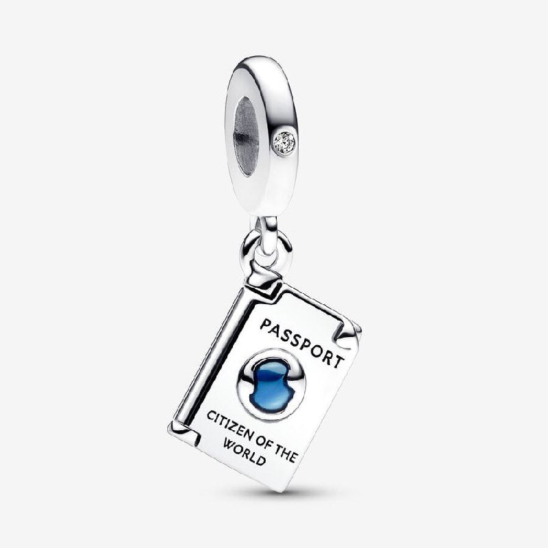 PCHARM4120 FORMA DE PASAPORTE PANDORA PLATA 9.25