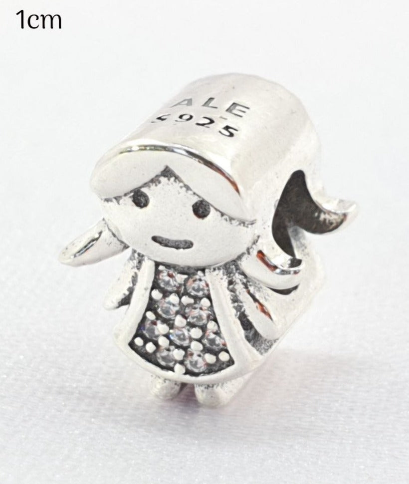 PCHARM2667 NIÑA