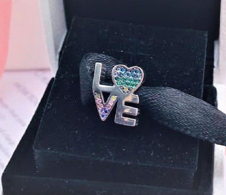 PCHARM975 FRASE AMOR CON CIRCONES DE COLORES AMOR SAN VALENTIN