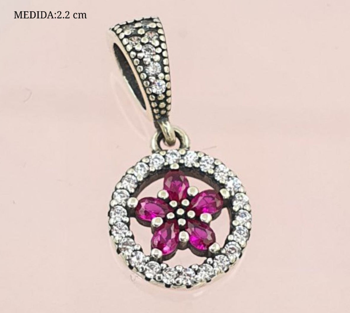 PCHARM2745#1 COLGANTE CIRCULAR CON FLOR CIRCONES FUCSIA EN MEDIO