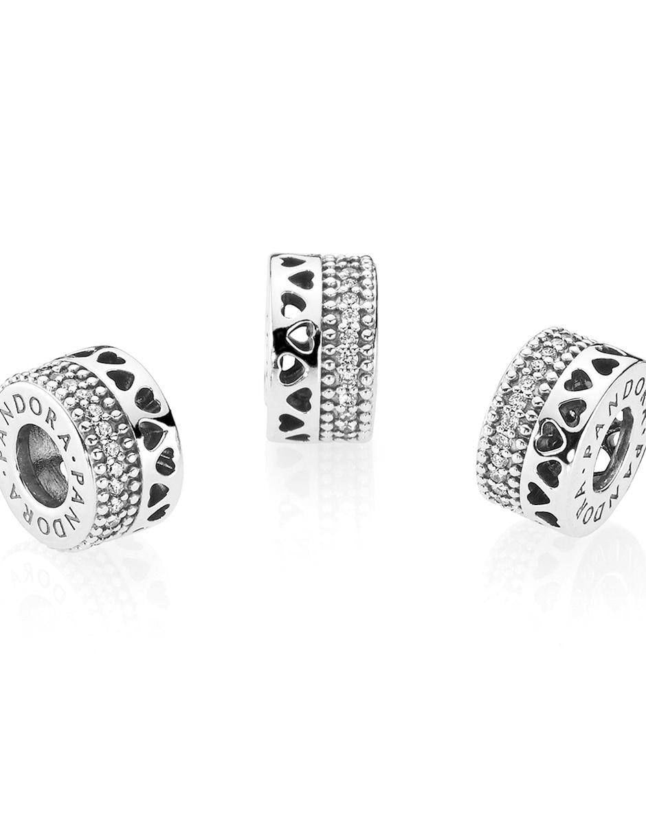 PCHARM1290 SEGURO CON CORAZONES Y CIRCONES BLANCOS