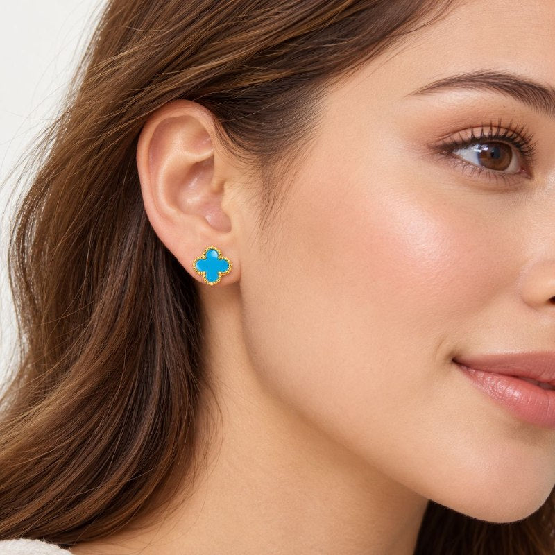 ARITOS DE ENCHAPE PARA DAMA CON DISEÑO DE FLOR 1CM (DUPE DE VAN CLEEF)