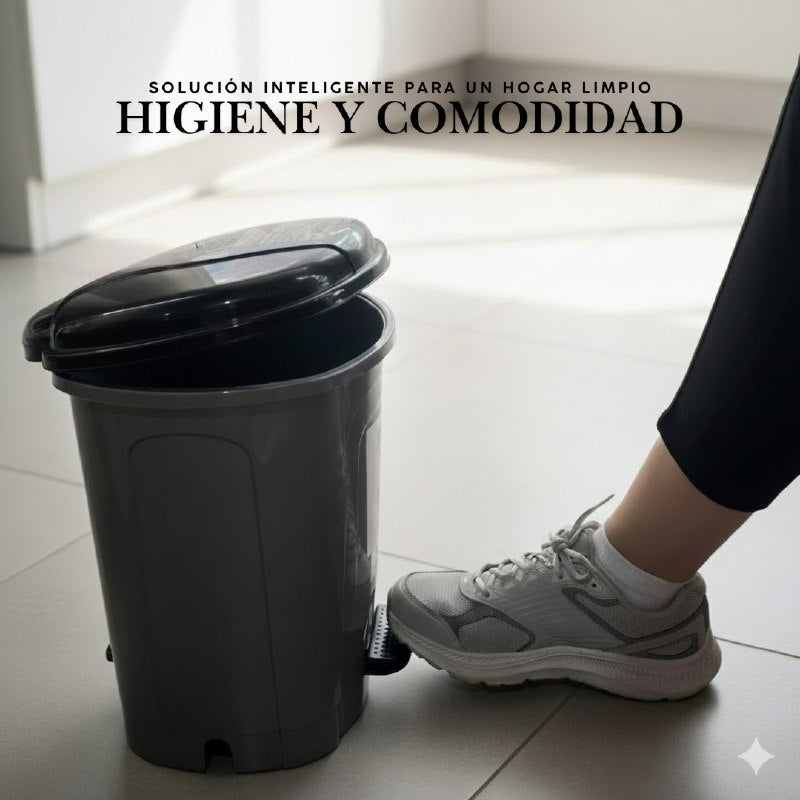 BASURERO DE PLASTICO CON TAPA Y PEDAL KOLORR GO CLEAN 25X25X34CM