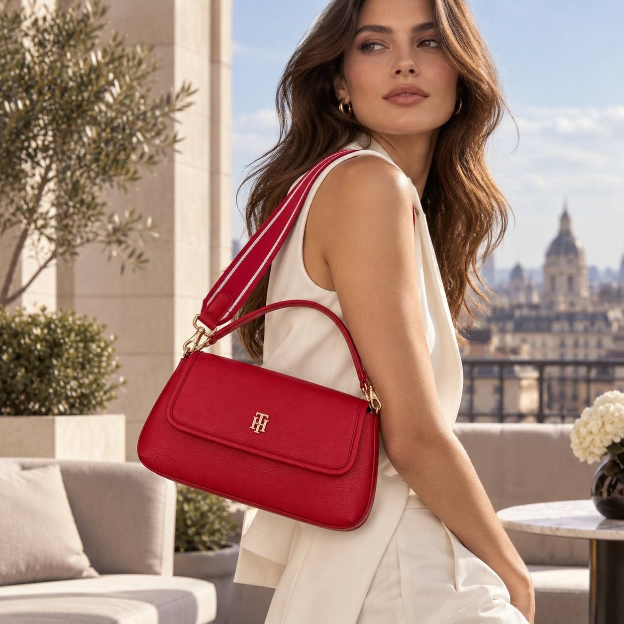 CARTERA ORIGINAL TOMMY HILFIGER CON CORREA INTERCAMBIABLE PARA DAMA