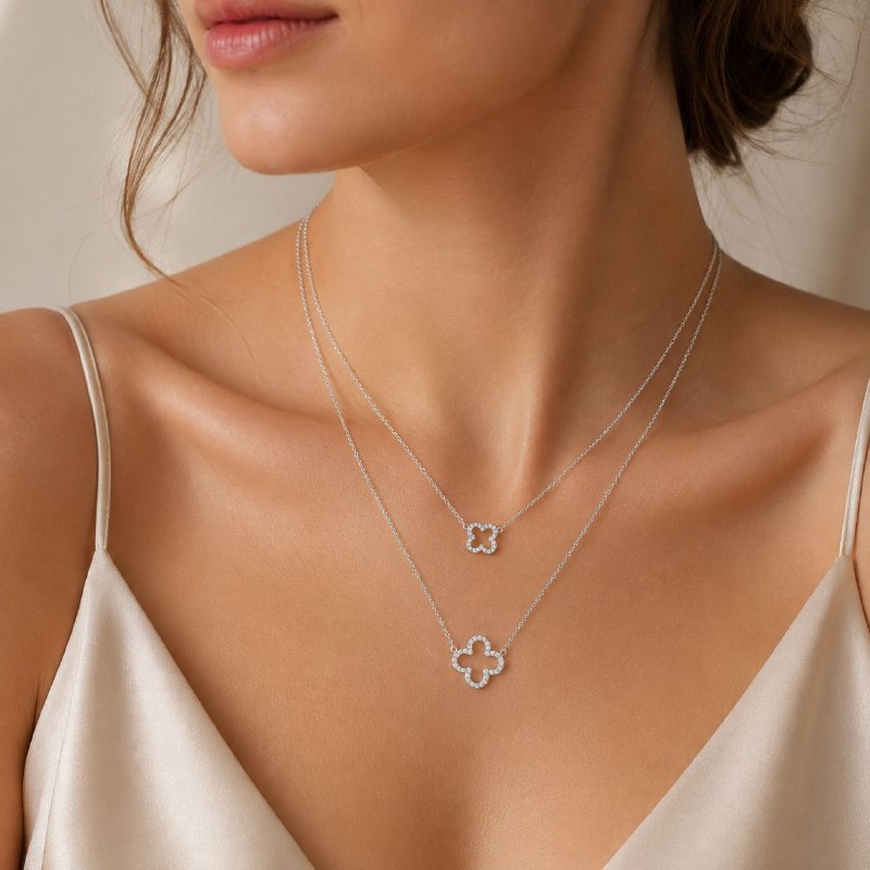 GARGANTILLA DE ENCHAPE PARA DAMA CON DISEÑO DE FLOR