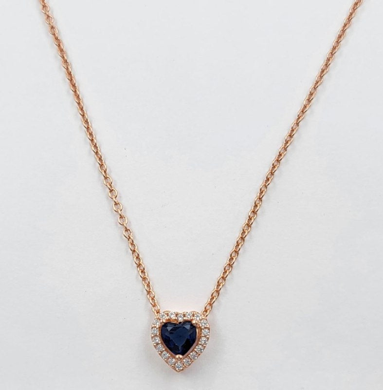 PDIJE2247$D FORMA CORAZON DIAMANTE AZUL OSCURO PANDORA PLATA 9.25