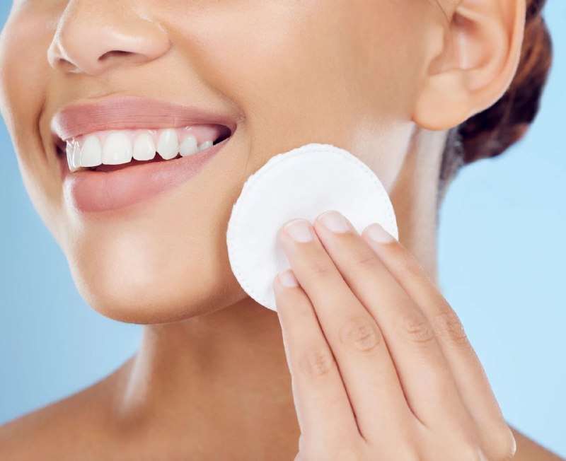 BOLAS ALMOHADILLAS DE ALGODON FACIALES, SUAVES Y ABSORBENTES, PAQUETE DE 100UND ZION PROFESSIONAL