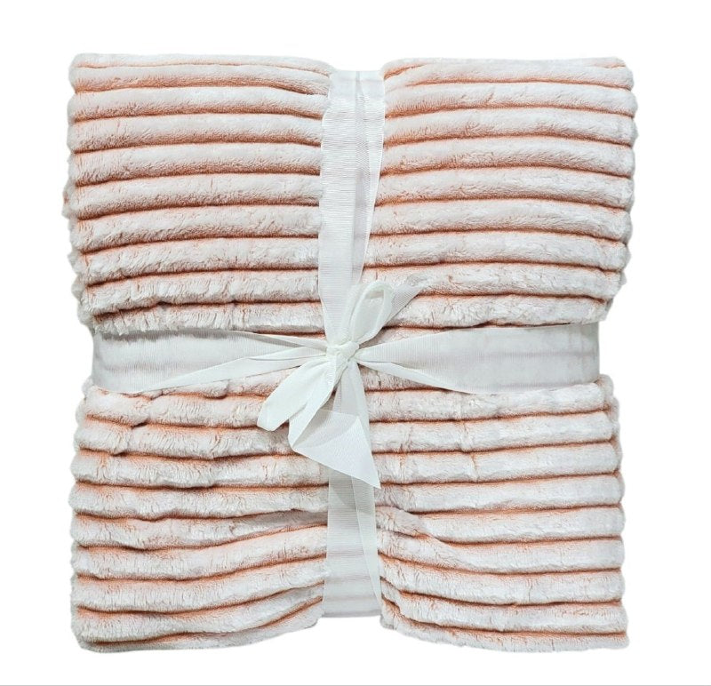 COBIJA FRAZADA CORAL CON TACTO ATERCIOPELADO COZY LIVING 127X152CM