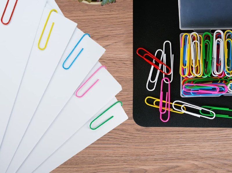 CLIPS SUJETADORES METALICOS PARA PAPEL DE COLORES ANTIOXIDANTES 30UND ALFA