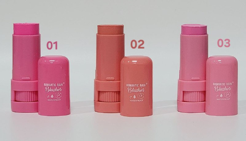 BLUSH EN BARRA DE ACABADO FRESCO Y NATURAL ROMANTIC RAIN