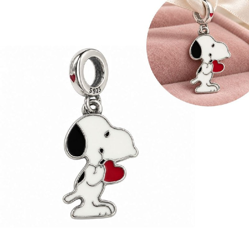CHARM DE PLATA 9.25 CON DISEÑO DE SNOOPY MEDIDA: 2CM PESO: 2.2G