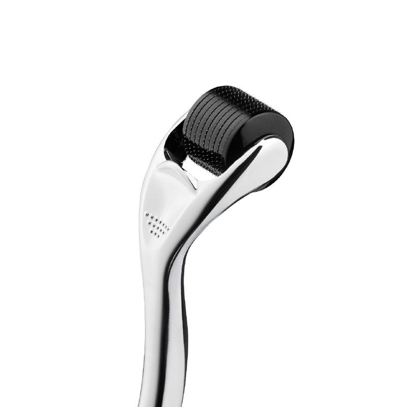 RODILLO FACIAL MASAJEADOR CON MICROAGUJAS DE TITANIO DE 1MM DERMAROLLER