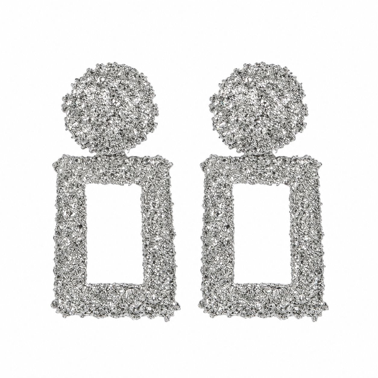 ARETES DE ENCHAPE EN RODIO PARA DAMA GEOMÉTRICOS TEXTURIZADOS STATEMENT