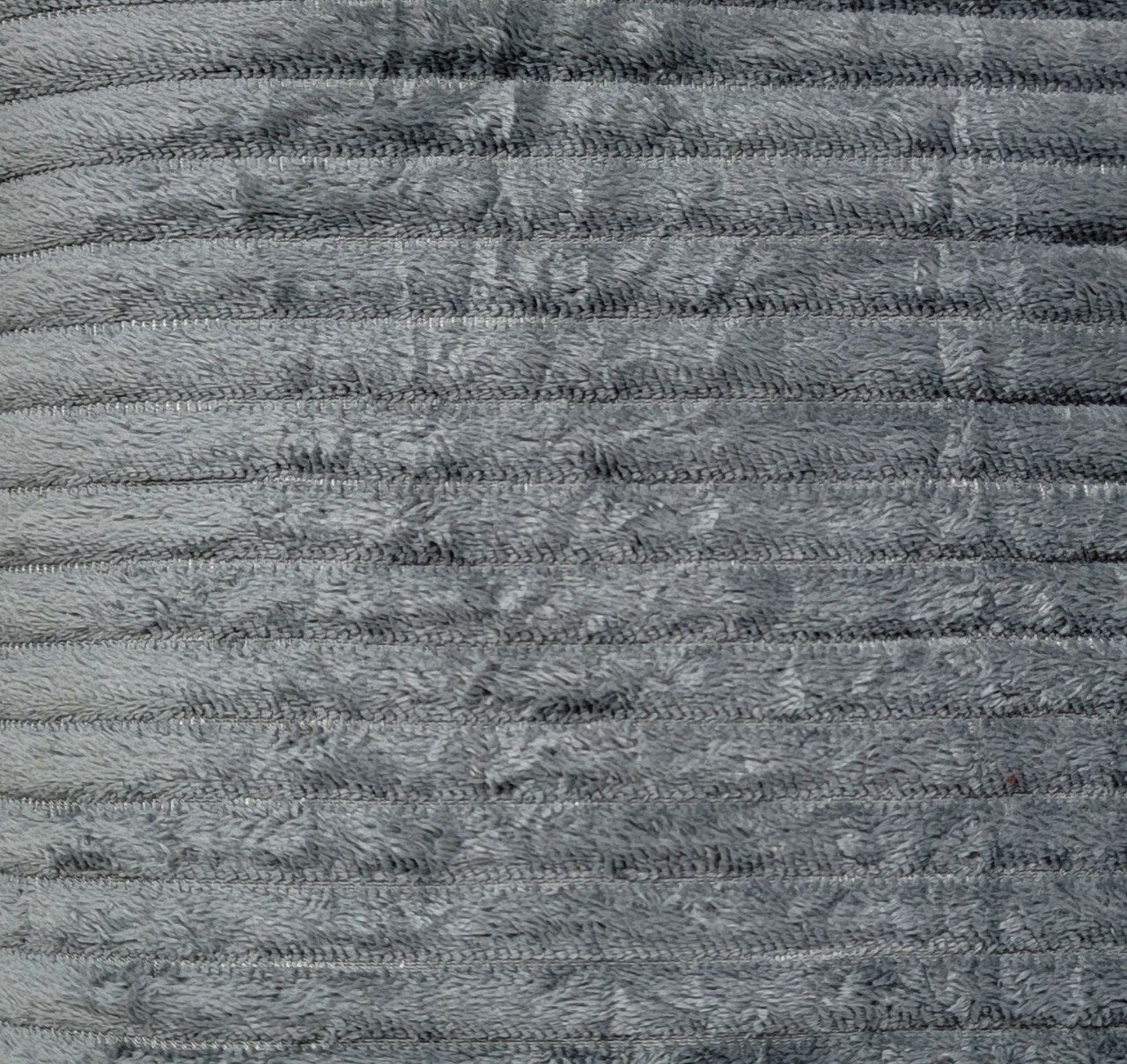 COBIJA CON TEXTURA ACANALADA 180X200CM