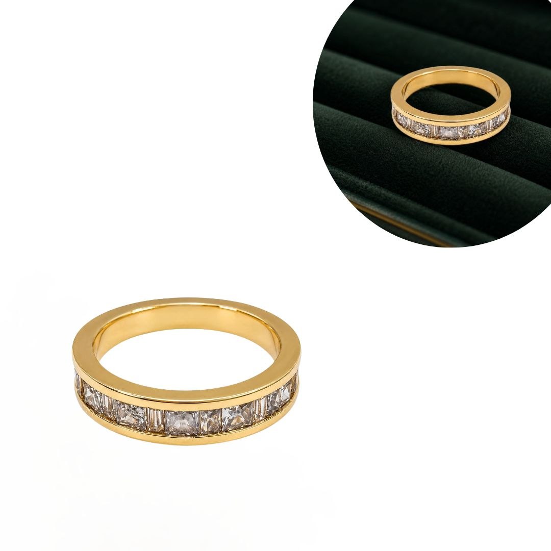 ANILLO DE ENCHAPE PARA DAMA CON CIRCONES ENGASTADOS EN CANAL CORTE PRINCESA Y BAGUETTE
