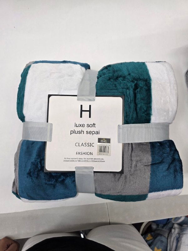 EDREDÓN REVERSIBLE PREMIUM JUEGO DE CAMA CONFORT EN MICROFIBRA DE ALTA CALIDAD CON DISEÑOS ESTAMPADOS BENELI HOME 150x200 CM