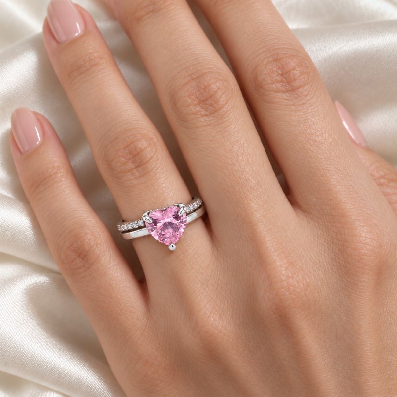 ANILLO DE PLATA 9.25 PARA DAMA CON DISEÑO DE CIRCON EN FORMA DE CORAZON 3.8G