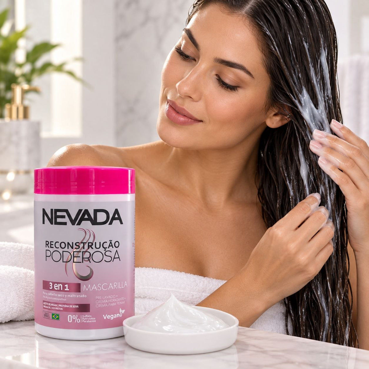 MASCARILLA CAPILAR 3 EN 1 RECONSTRUCCIÓN PODEROSA ACEITE DE ARGÁN Y PROTEÍNA DE SOYA NEVADA 1000ML