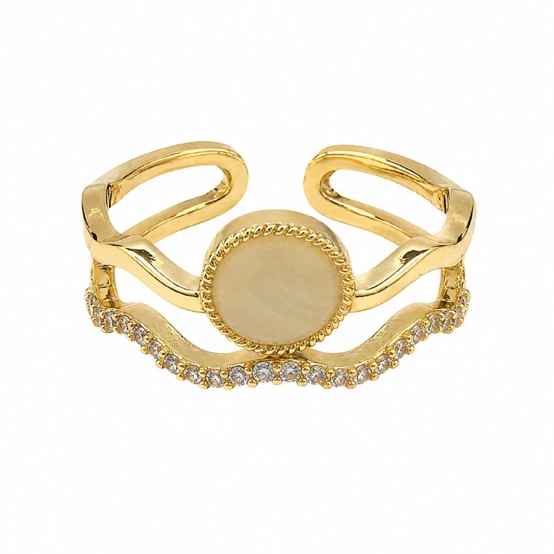 ANILLO DE ENCHAPE PARA DAMA CON DISEÑO DE PIEDRA OVALADA Y LÍNEA ONDULADA CON CIRCONIAS
