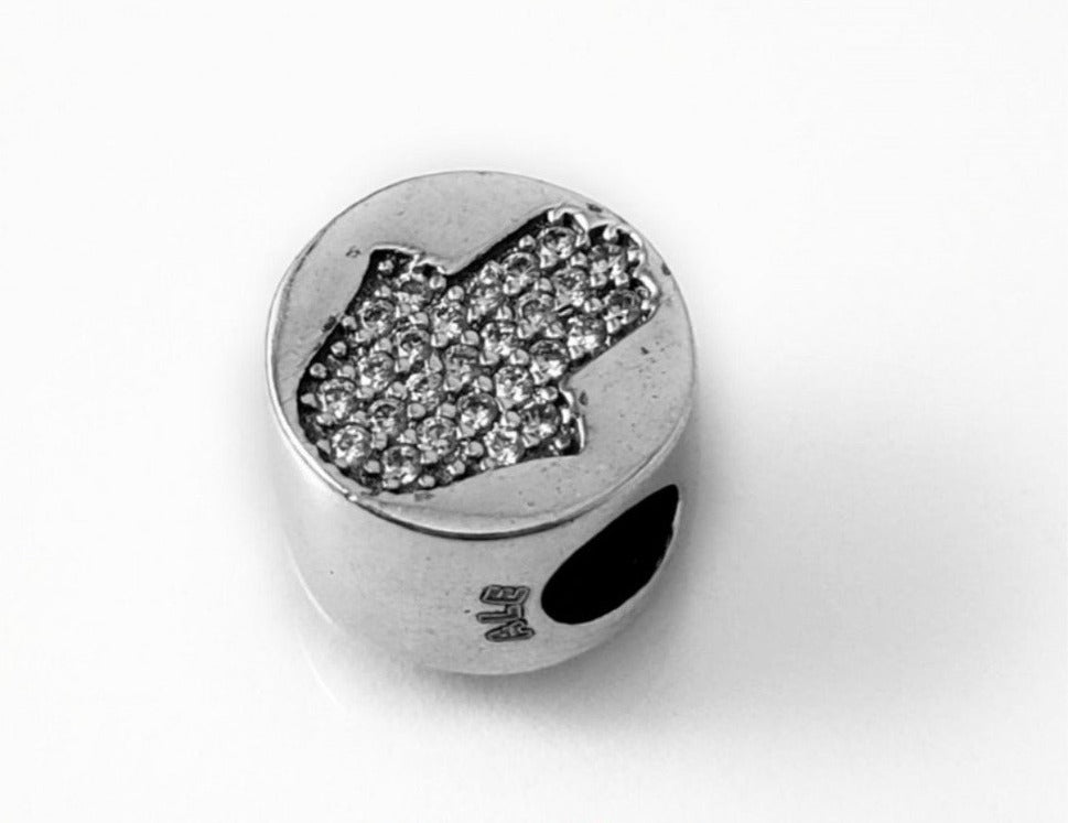 PCHARM2220  MANO DE FATIMA CON CIRCONES TRANSPARENTES