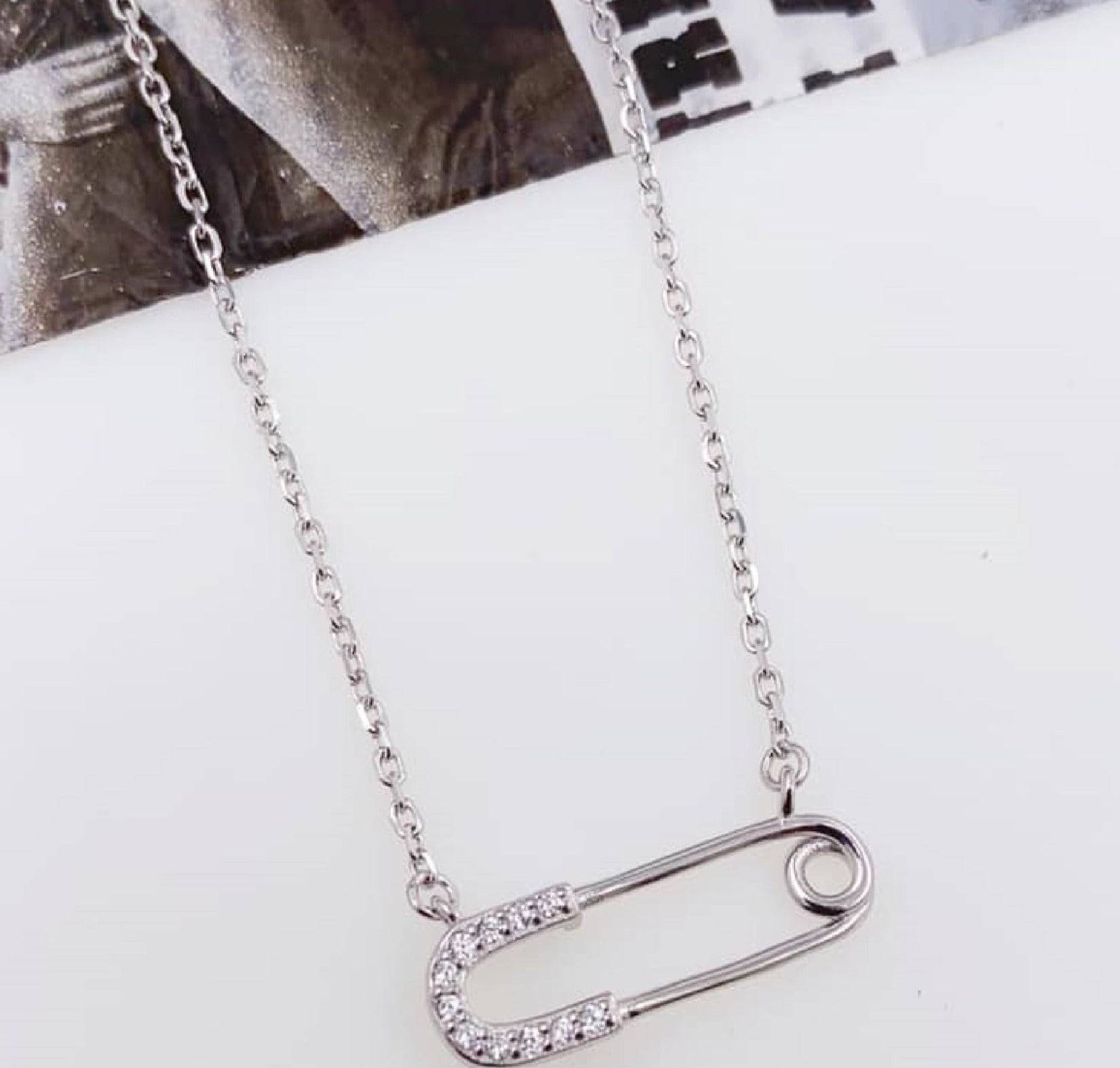 PDIJE1181 GANCHO PARA BEBE CON CADENA PLATA 925